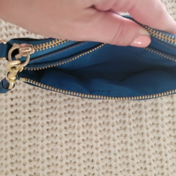 Coach Leather Wristlet Green/Blue - Picture 3 of 4